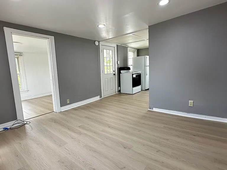 317 W Main St #2 — Photo 13