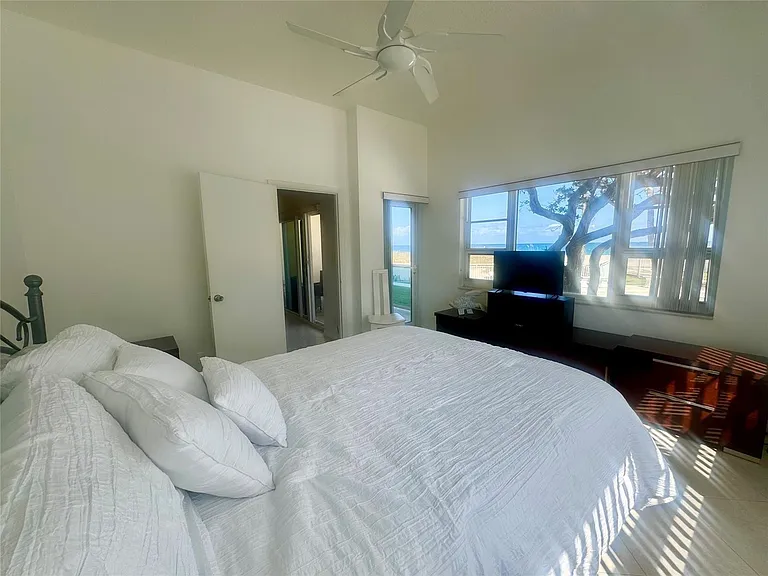 6000 N Ocean Blvd #1D — Photo 6