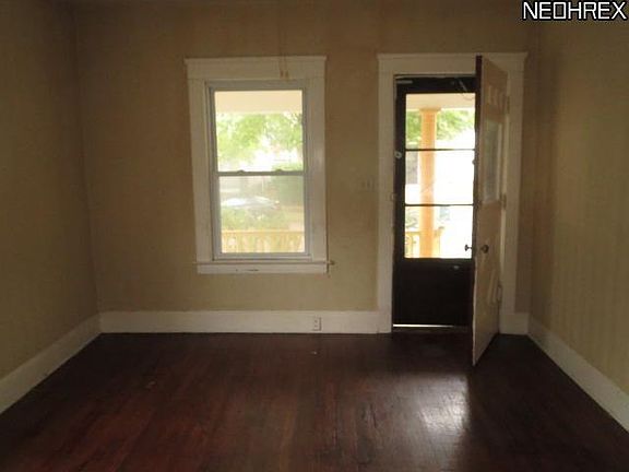 2nd image of 10323 Bernard Ave