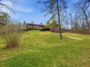 3831 Crescent Hill Rd, Springfield, OH 45502