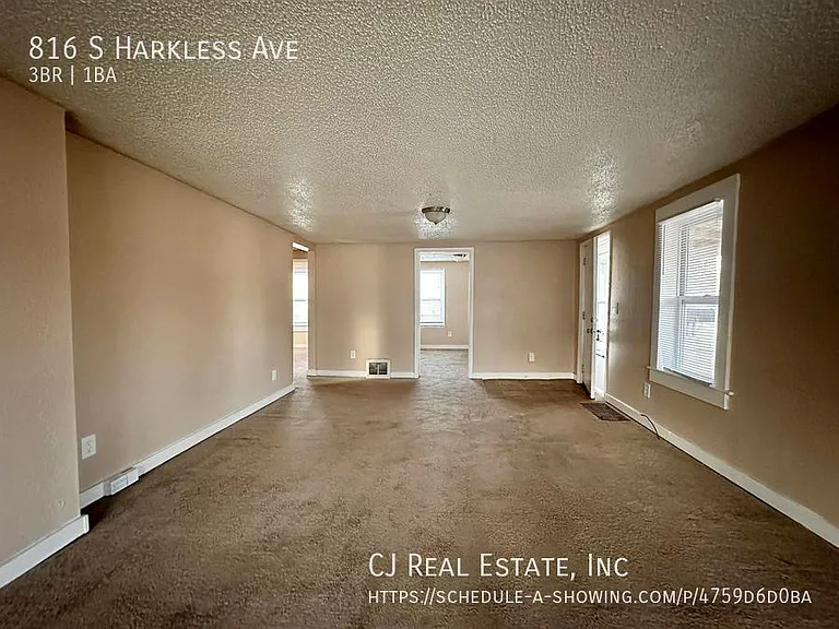 816 S Harkless Ave — Photo 2