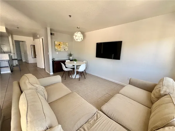 1239 E Foothill Blvd APT 205, San Luis Obispo, CA 93405