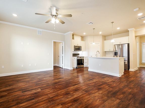 4th image of 153 Enterprise Dr #2204