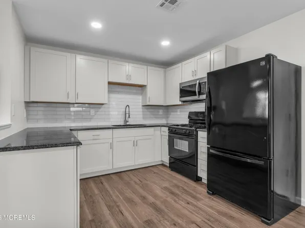 3 Madras Court, Toms River, NJ 08757
