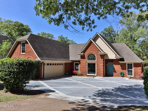 1945 Jaybird Rd, Hernando, MS 38632