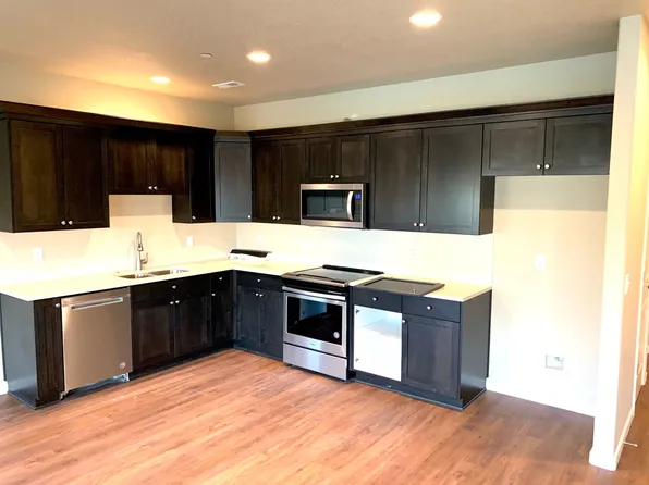 887 Front Ave NE, Albany, OR 97321