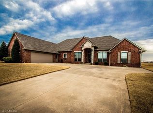 25198 Kody Ln, Purcell, OK 73080