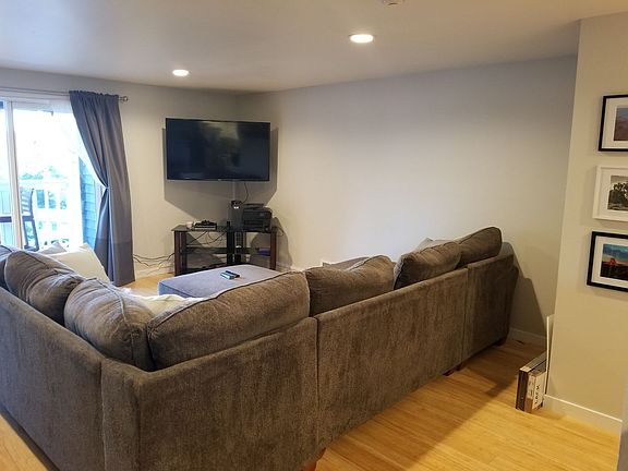 5th image of 17121 NE 80th St #17123