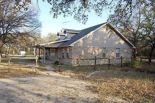 1st image of 307 Donna Cir