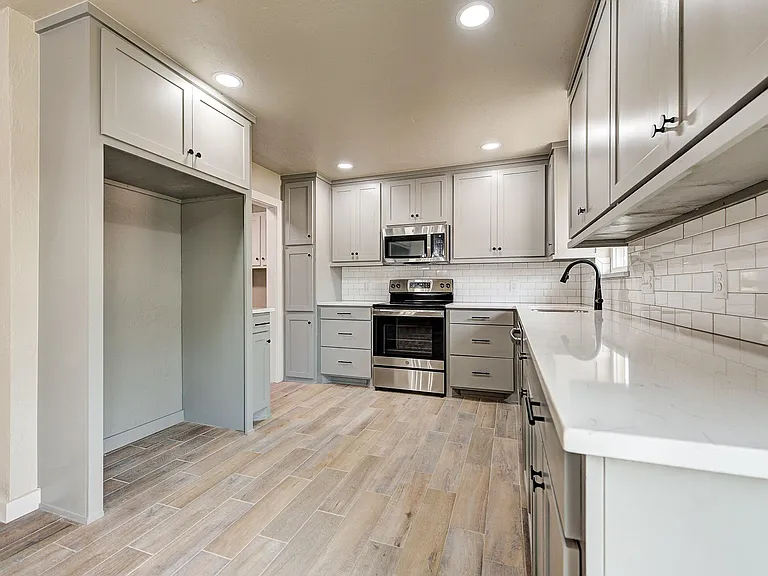 501 N Morgan Dr — Photo 14