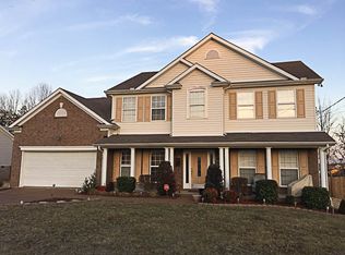 211 Briarcotes Cir, La Vergne, TN 37086