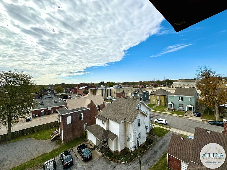 727 Bellevue St — Photo 22