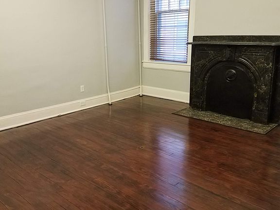 4th image of 151 Holbrook Ave