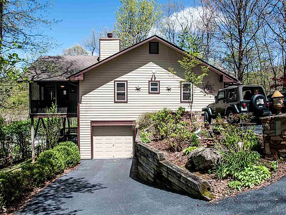 3rd image of 160 Dalton Dr #9