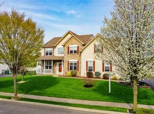 378 Palmetto Dr, Easton, PA 18045