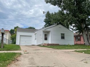 210 Curtis St, Brush, CO 80723