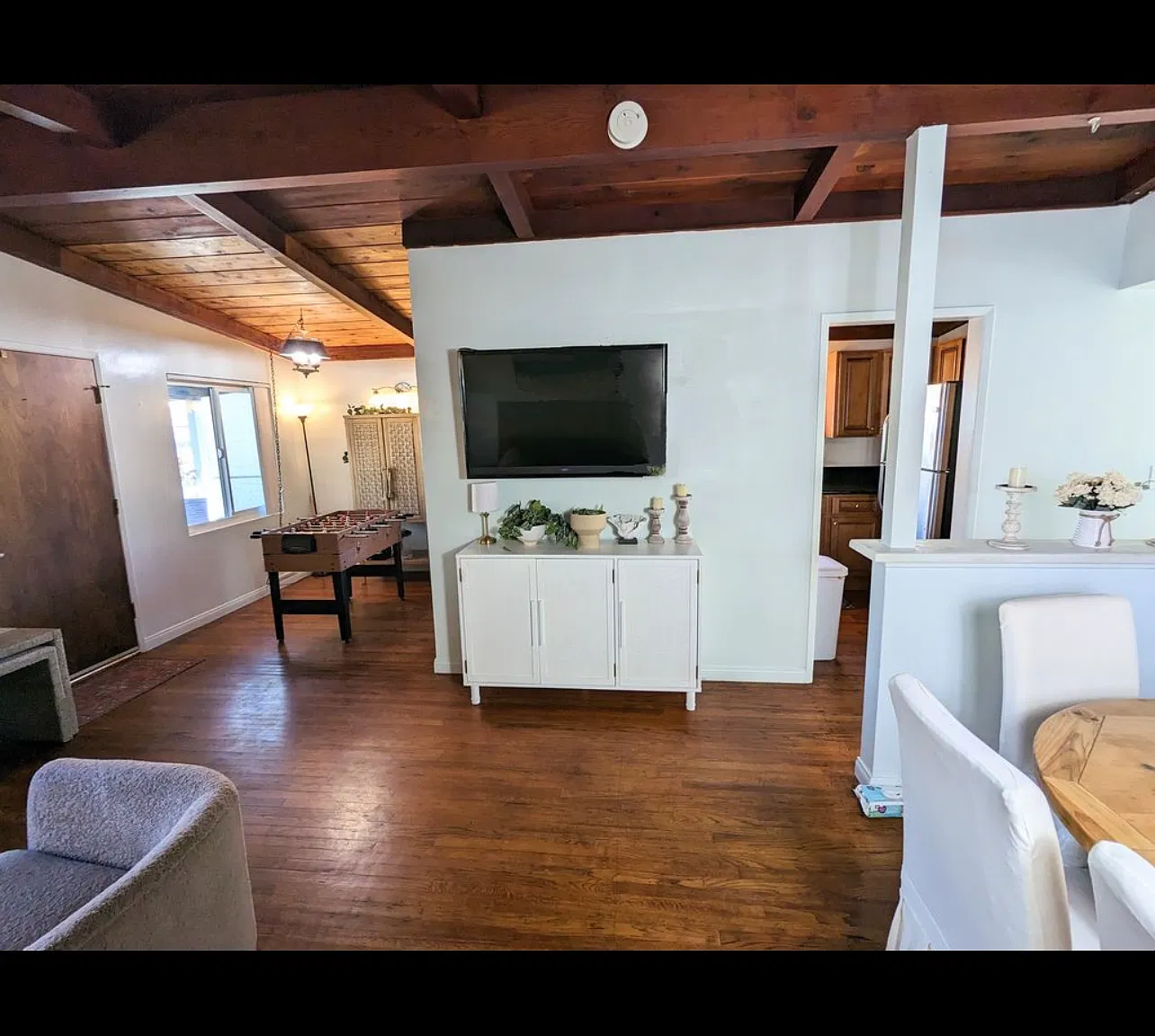 2 bed, 950 sqft, $3,500 — Photo 4