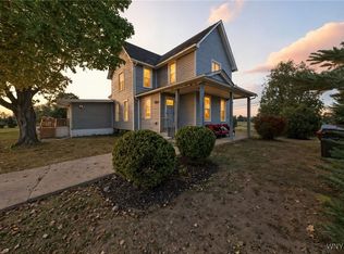 5604 Gasport Rd, Lockport, NY 14094