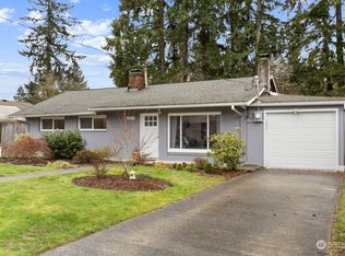 3613 NE 8th St, Renton, WA 98056