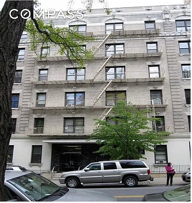 Rented by Compass | media 20