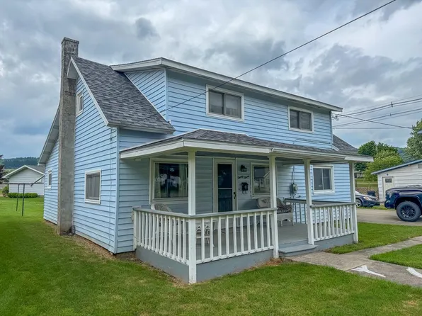 27 Ball St, Waverly, NY 14892