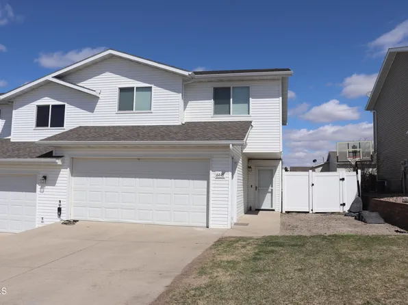 6446 Reily Rd, Bismarck, ND 58504