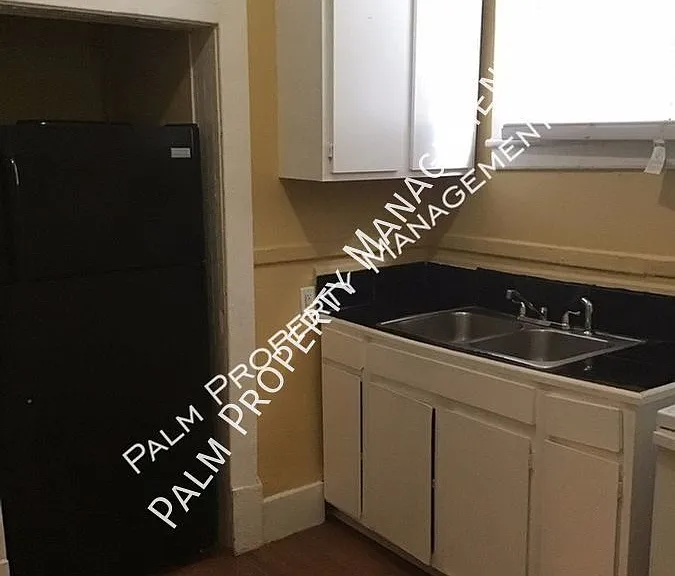 1013 E Park Ave — Photo 16