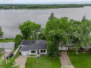 1019 Riverview Dr, Little Falls, MN 56345