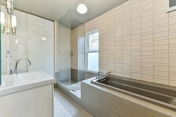 38 Melville Ave #2 — Photo 4