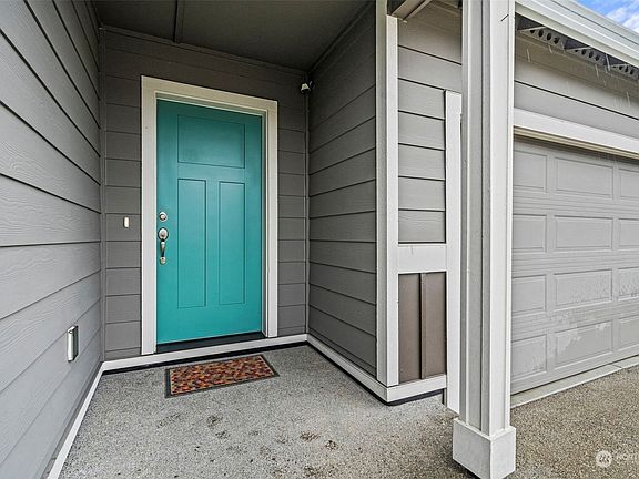 3rd image of 9225 Lady Slipper Street SE