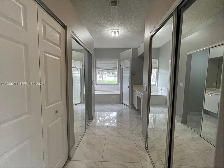 5263 SW 34th Way — Photo 14
