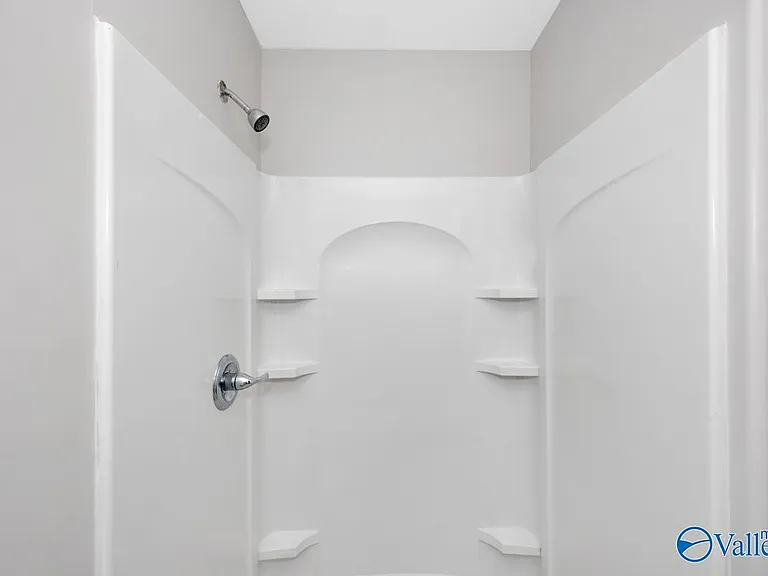 800 Linwood Dr NW — Photo 16