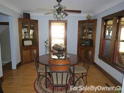 Dining Room
						:
						Gorgeous hardwood floors and built-in cabinets.