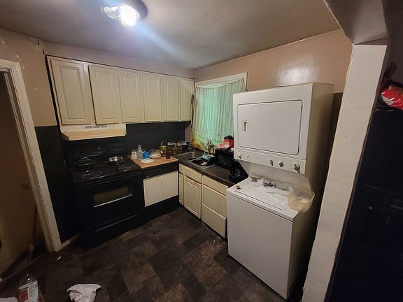 5th image of 9850 S Yates Blvd