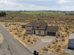 577 Riverview Dr, Gooding, ID 83330