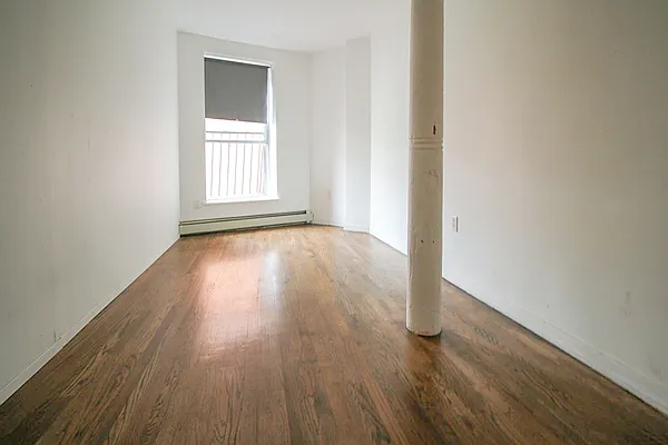 Rented by MySpaceNYC | media 7