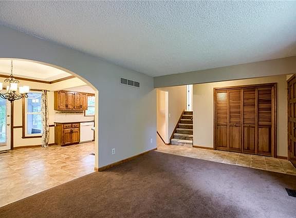 4th image of 2909 NW 83rd Ter