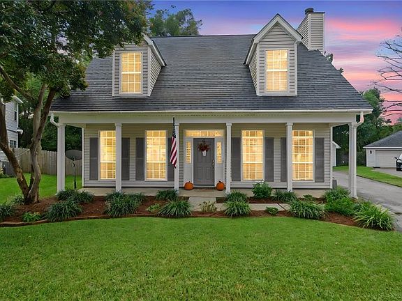 3rd image of 7040 Highpointe Pl W