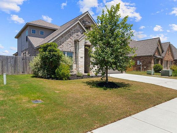 3rd image of 2904 Coral Way