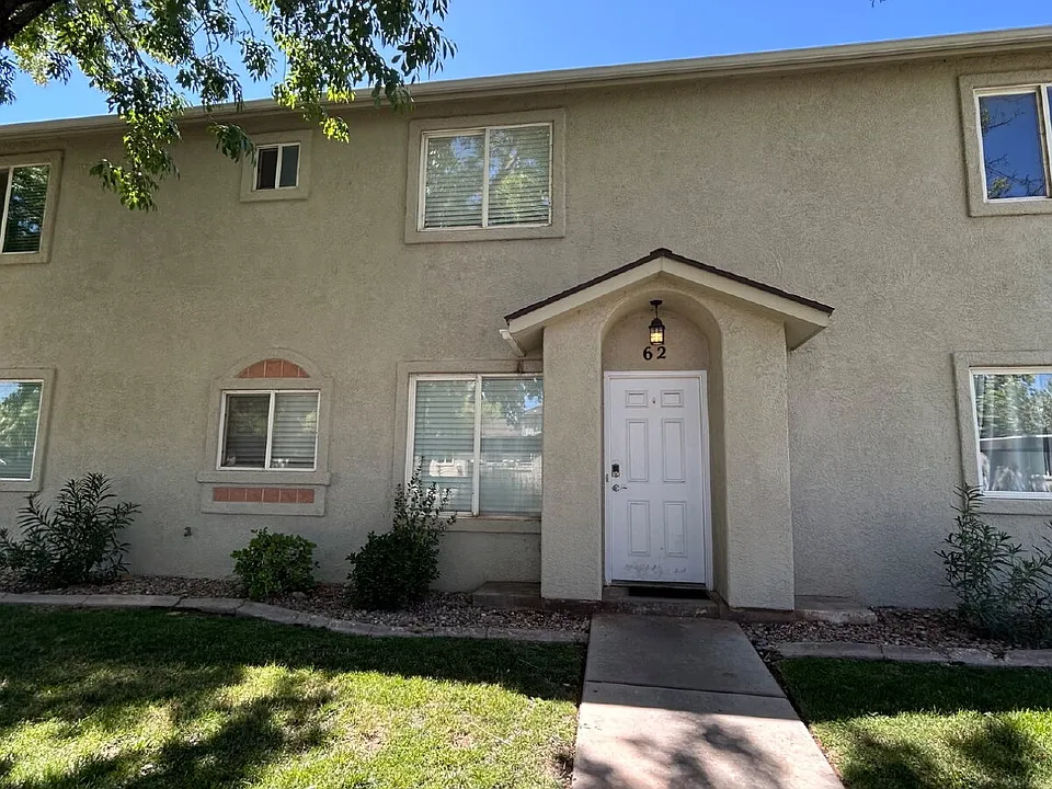 444 Sunland Dr #62