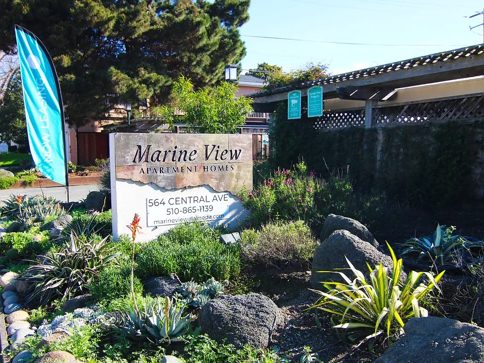 Marine View Apartments