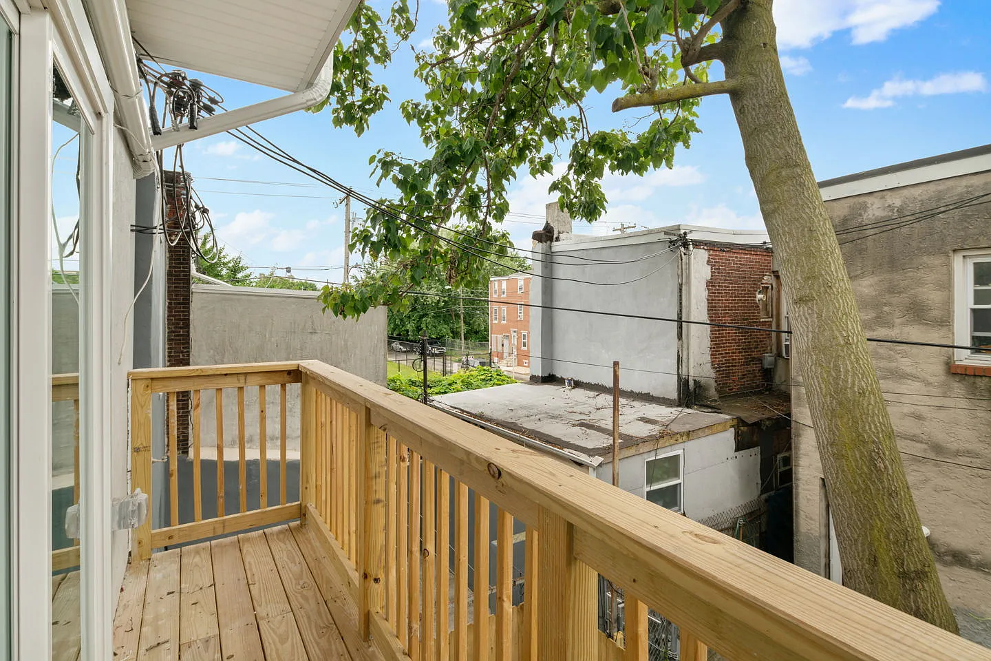 2 bed, 1400 sqft, $2,200 — Photo 4