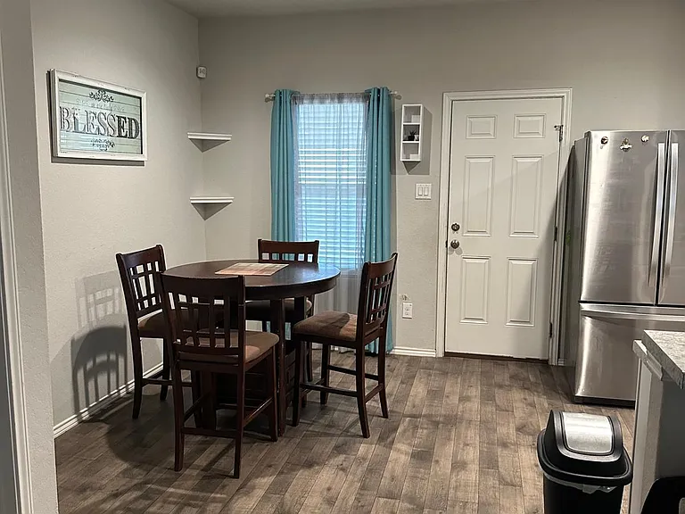 10335 Big Spring Ln — Photo 4