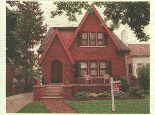 7334 Appoline St, Dearborn, MI 48126