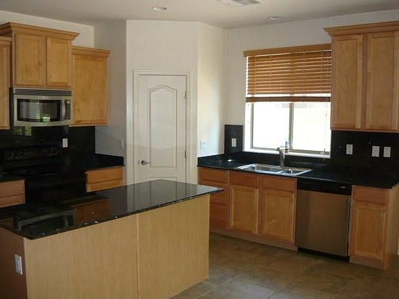 4th image of 11645 N 145th Ave