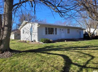 101 W Park St, Camp Point, IL 62320