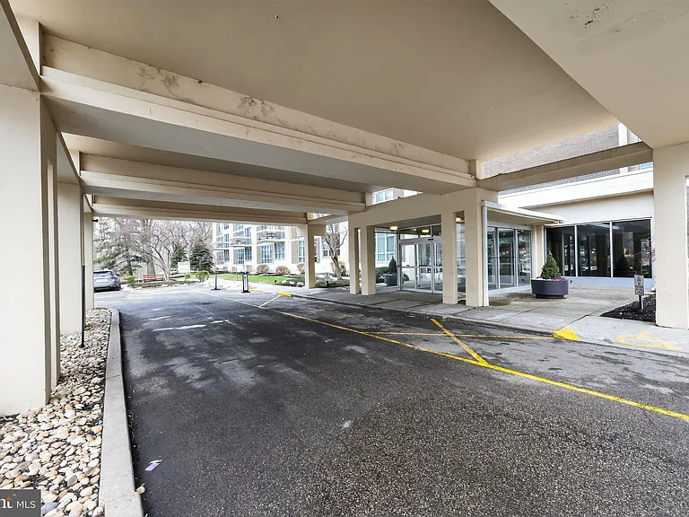 3600 Conshohocken Ave #104 — Photo 27