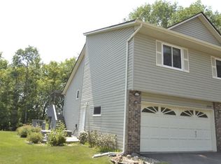 1290 Edgehill Ct, Saint Paul, MN 55109