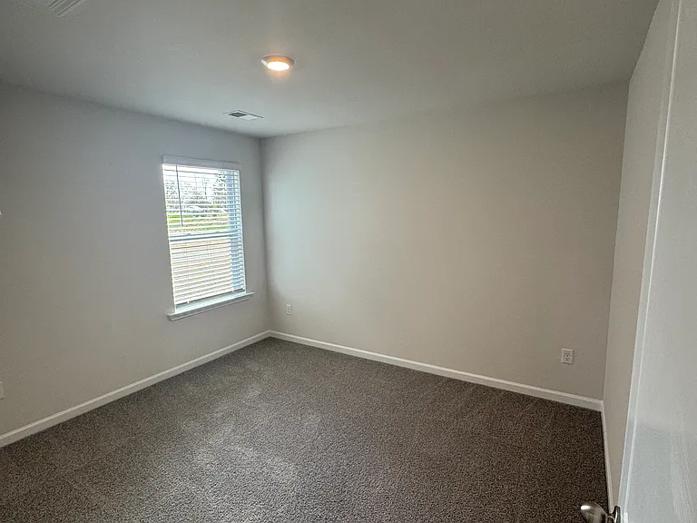 930 Jubilee Trl — Photo 18