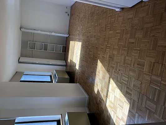 Rented by Tabak Real Estate | media 48